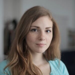 Paulina Barra — TENS y Cuidadora de Adulto Mayor